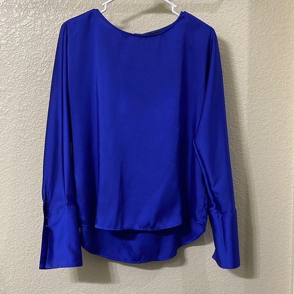 Express Tops - Small blue blouse